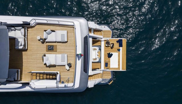Alvium Yacht 5