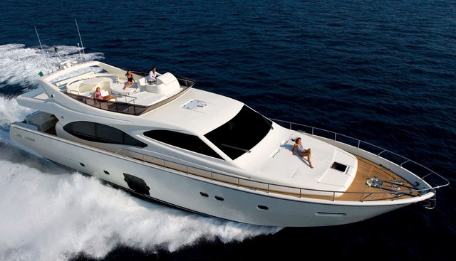 Lavitalebela Charter Yacht