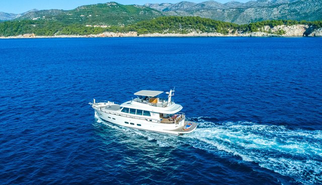 Cloud 9 Yacht 5