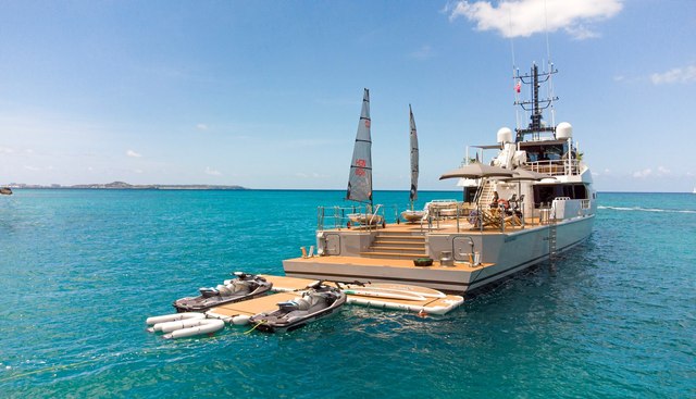 Bansky Yacht 5