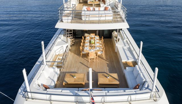 Rebels Yacht 4