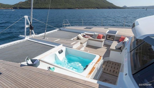 Sapphire Yacht 2