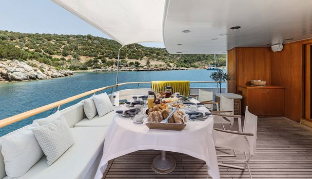 Karma Yacht 4