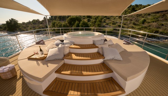 Bellezza Yacht 3