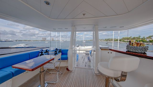 Libertas Yacht 4