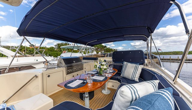 Falcon Yacht 2