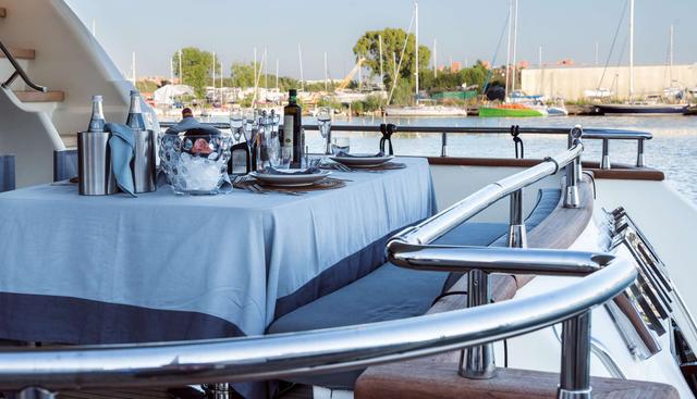 Minou Yacht 3