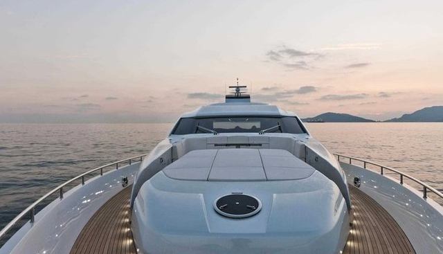 Doris V Yacht 3