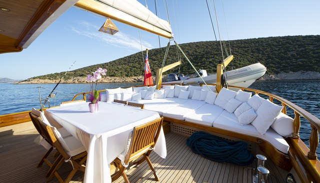 Dionysos Yacht 4
