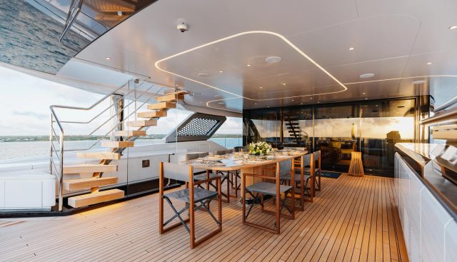 Daybreak Yacht 4