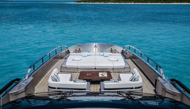 Tasty Waves Yacht 4
