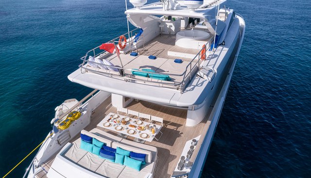 Hakuna Matata Yacht 4