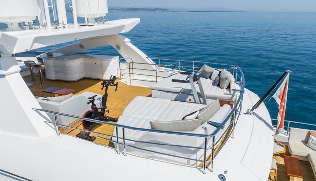 No.9 Yacht 4