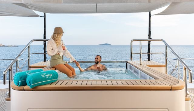 Enjoy Yacht 3
