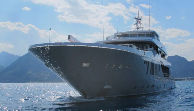 Thanuja Yacht 3