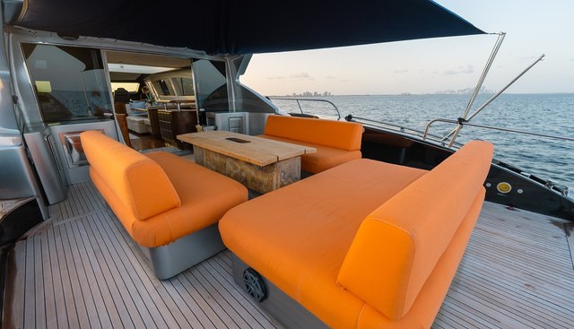 Scratch Yacht 2