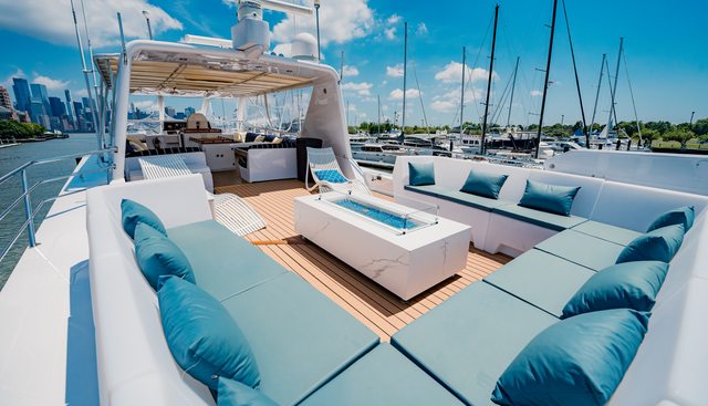 Justine Yacht 2