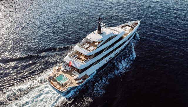 Indigo Yacht 5