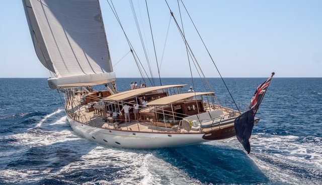 Athos Yacht 5