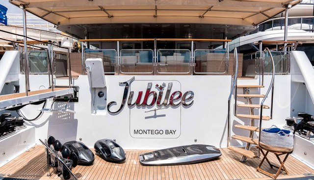 Jubilee Yacht 4