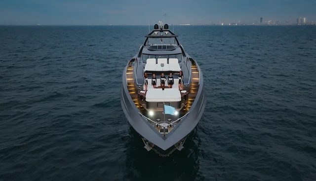 Santorini Yacht 2
