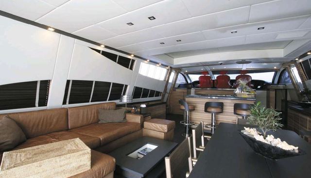 Vitamin Sea Yacht 4