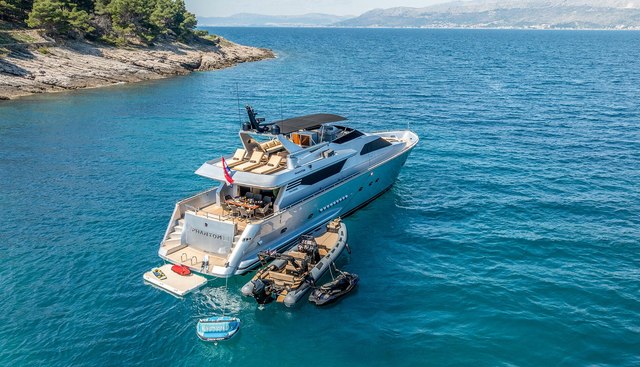 Phantom Yacht 5