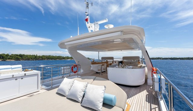 Zozo Yacht 3