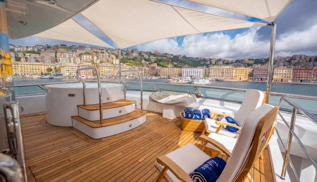 Jubilee Yacht 2