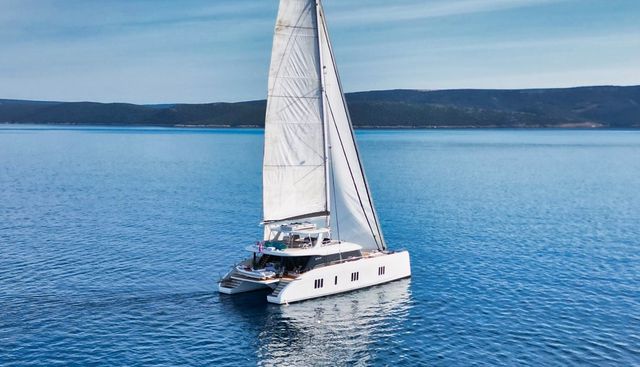 Honeybird Yacht 5