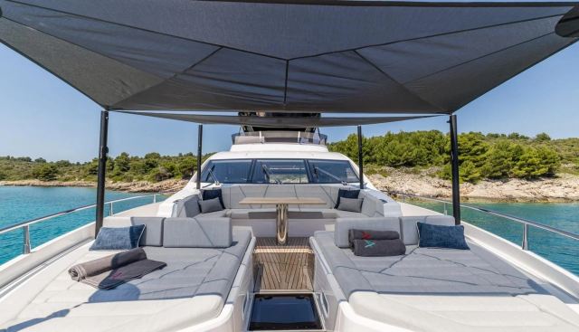Ascend Yacht 2