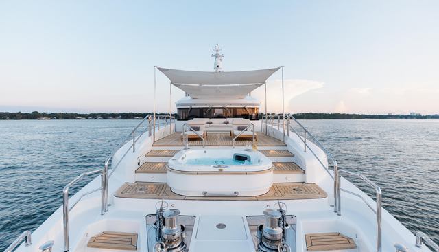 Bella Vita Yacht 4