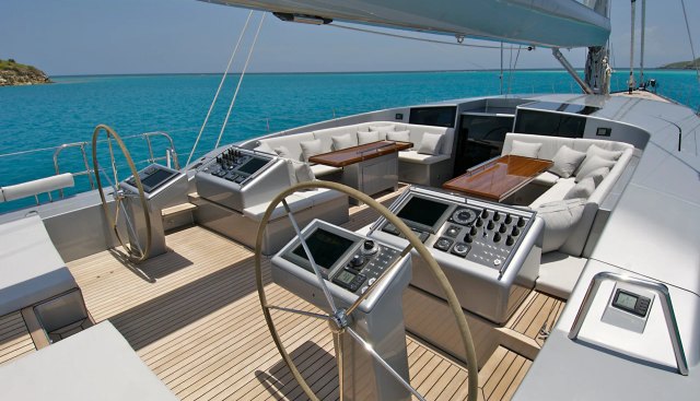 Mystere Yacht 2