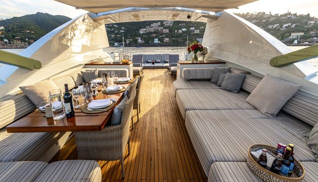 Manatea Yacht 3