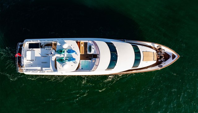 The Clubhouse Yacht 5