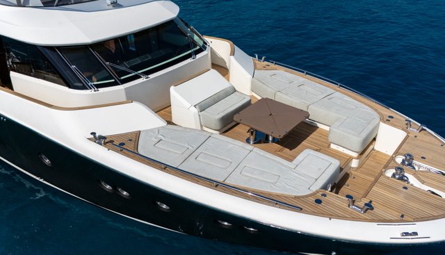 Bella Luna Yacht 2