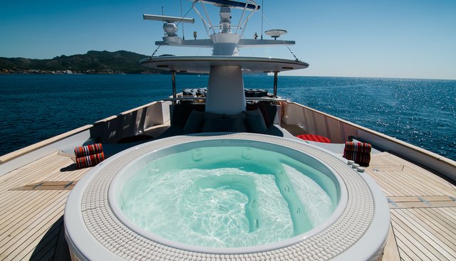Chesella Yacht 2
