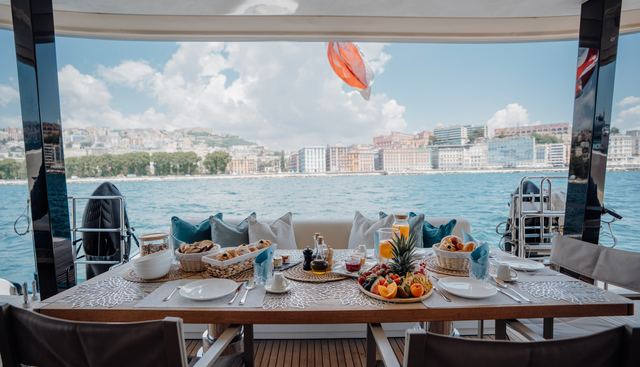 Mana Kai Yacht 3
