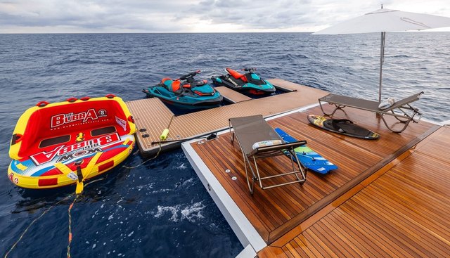 Persistence Yacht 4