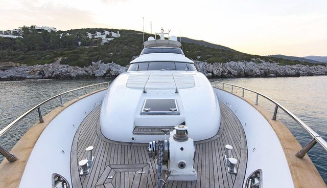 Caelum Charter Yacht - 2