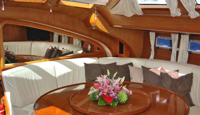 Coconut Charter Yacht - 5