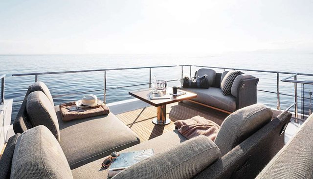 Cerulean Yacht 5