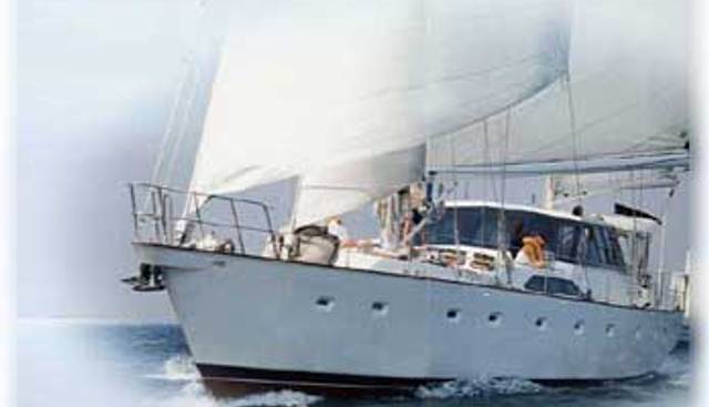 Taza Mas Charter Yacht