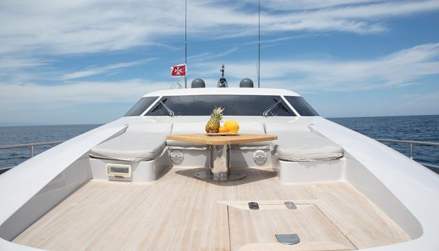 Vevekos Yacht 2