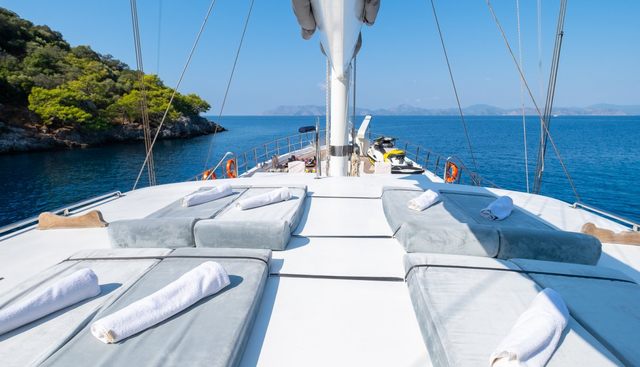Esma Sultan Yacht 2