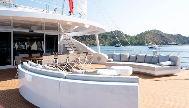 All About U 2 Charter Yacht - 3