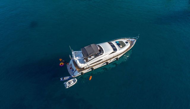 Jantar Yacht 5