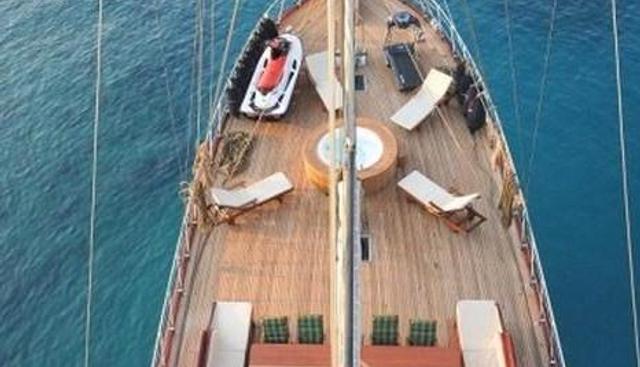 Brothers Yacht 3