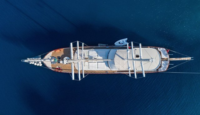 Halcon Del Mar Yacht 2