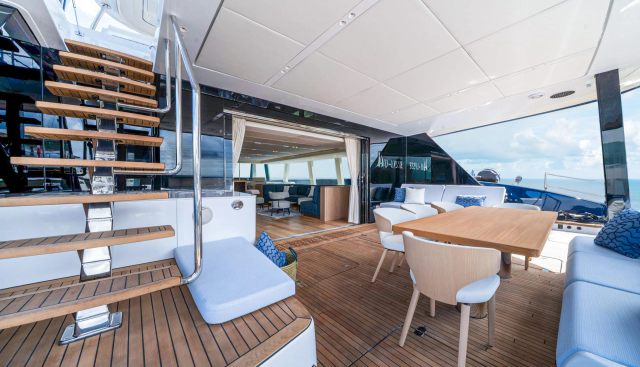 Hu-Lysse Yacht 3